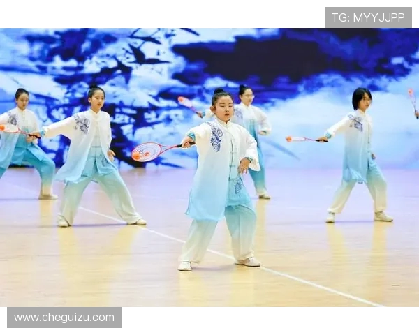 极限挑战与人生哲学：杨军的深度对话与运动探索之旅