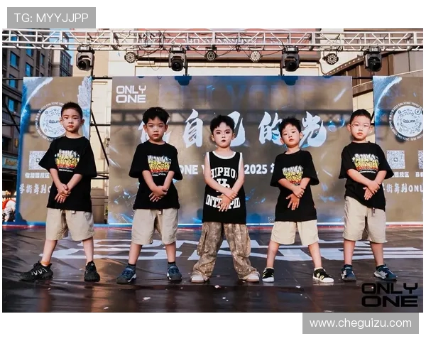 武汉街舞队引领潮流最新街舞节奏TOP10精彩呈现