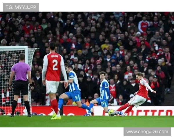 厄德高领衔球队奋战新赛季展现超凡实力与无限潜力 厄德高领衔球队奋战新赛季展现超凡实力与无限潜力