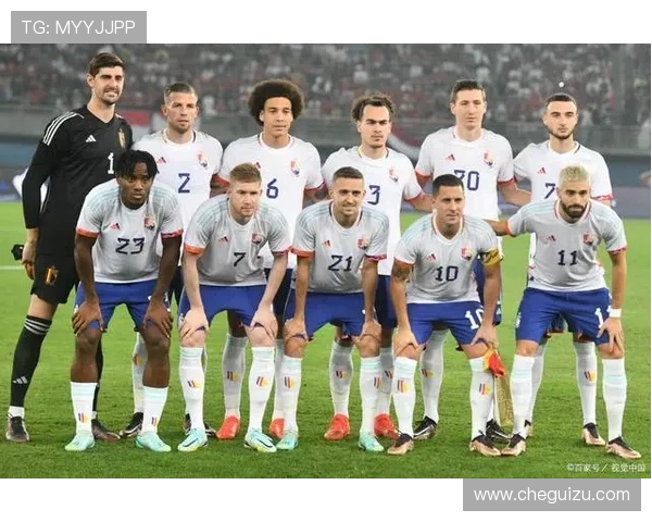 国足06年对阵法国的经典阵容回顾与分析