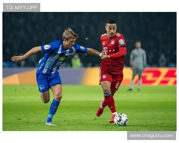 科隆主场迎战帕德博恩争夺德甲积分榜关键战役