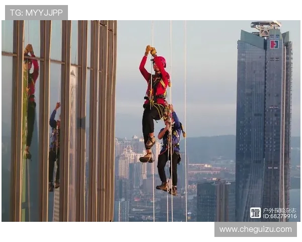 成都极限运动队在世界攀岩锦标赛中以100分稳居积分榜首位